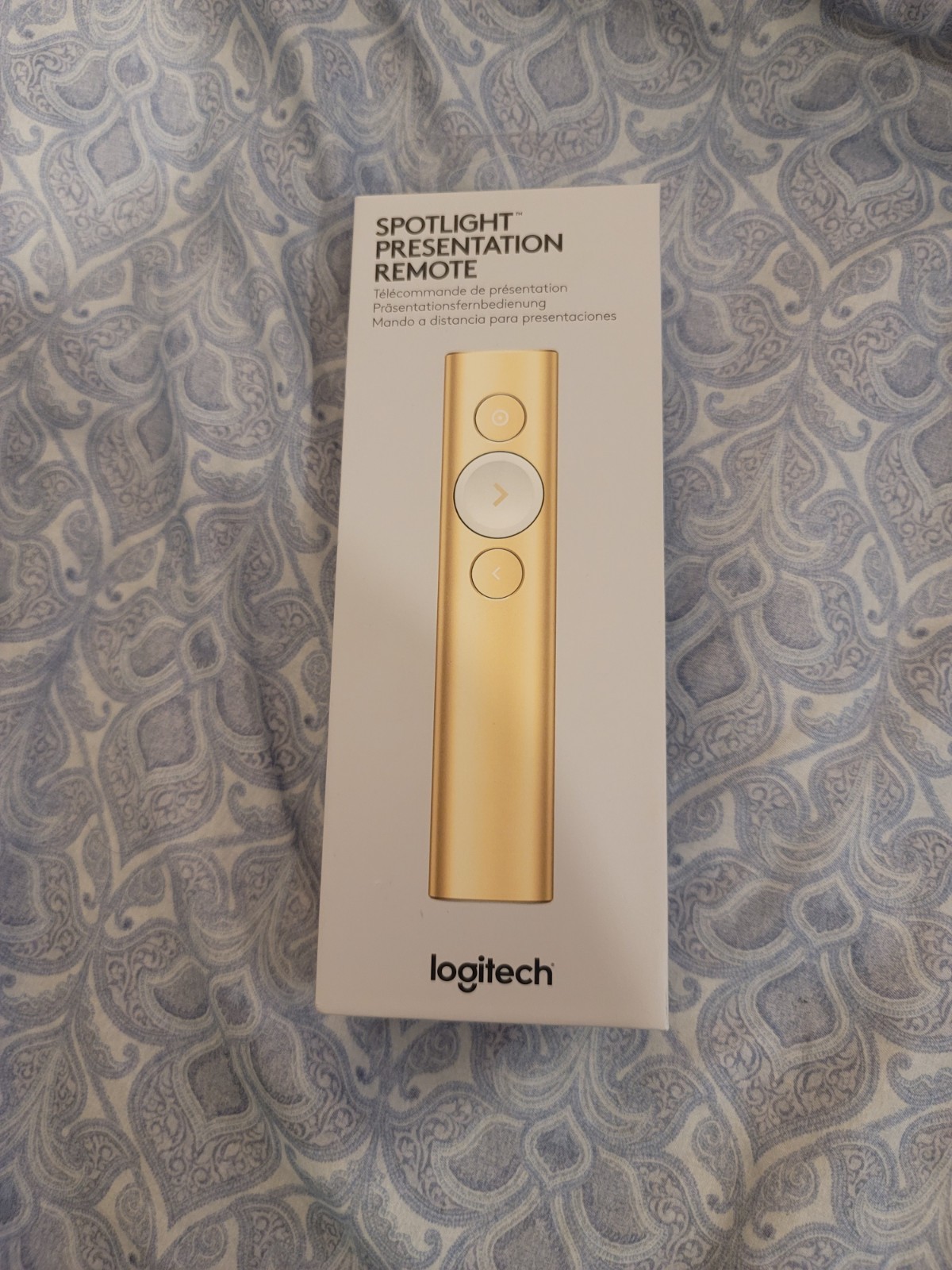 Logitech Spotlight Wireless Presentation Remote Gold (910-004860)
