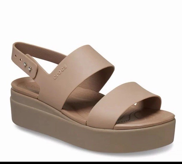 Crocs Brooklyn Low Wedge Latte/ Mushroom 206453-2EL Women's Size 7 NEW WITH TAGS