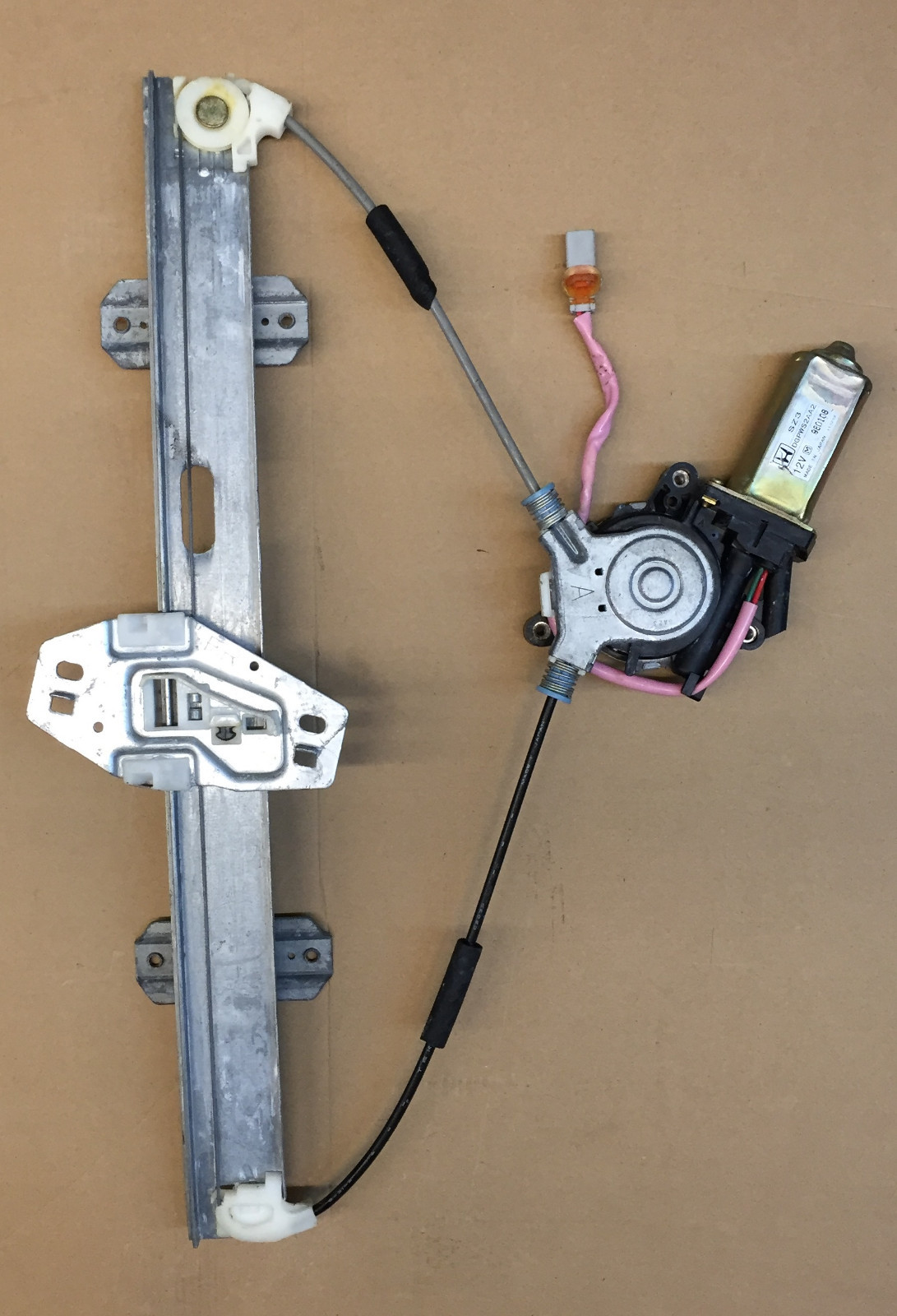WINDOW LIFT MOTOR REGULATOR ASSY (RIGHT FRONT) fits  ACURA RL 1996-2001
