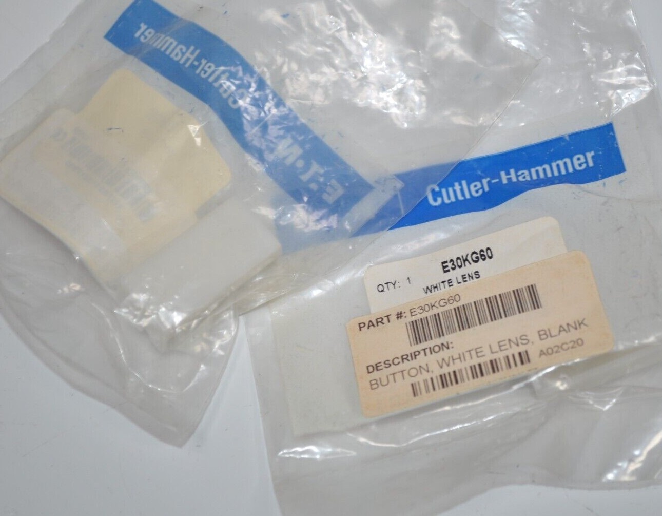 Lot of 2 NEW EATON CUTLER HAMMER PILOT LIGHT LENS WHITE Model# E30KG60