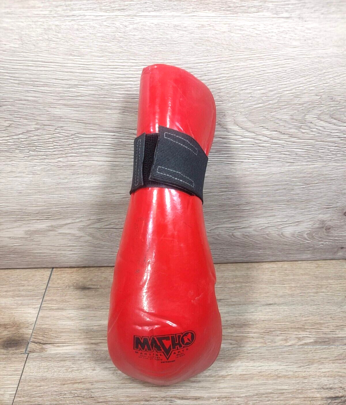 Macho Martial Arts Sparring Gloves Red  Karate Left Hand Adult Sporting Goods
