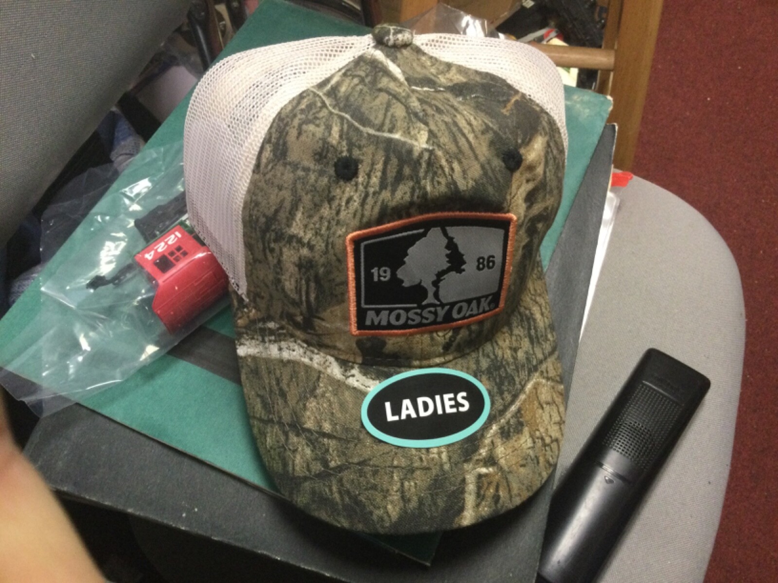 Mossy Oak Women's Cap Trucker's Hat Adjustable Outdoor Cap new with tags