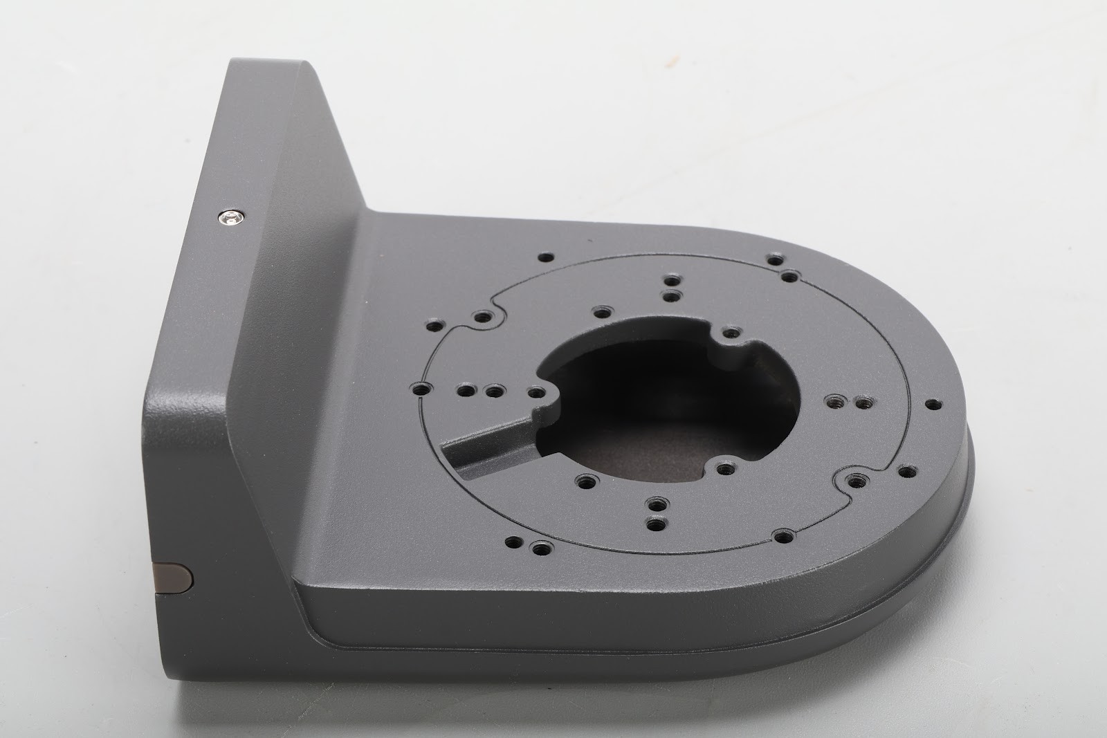 Luma LUM-A20-WMB-TDB Wall Mount Bracket - New Open Box