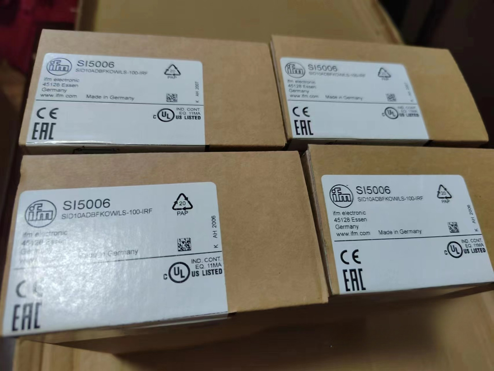 1pcs IFM SI5006 Flow Sensors New