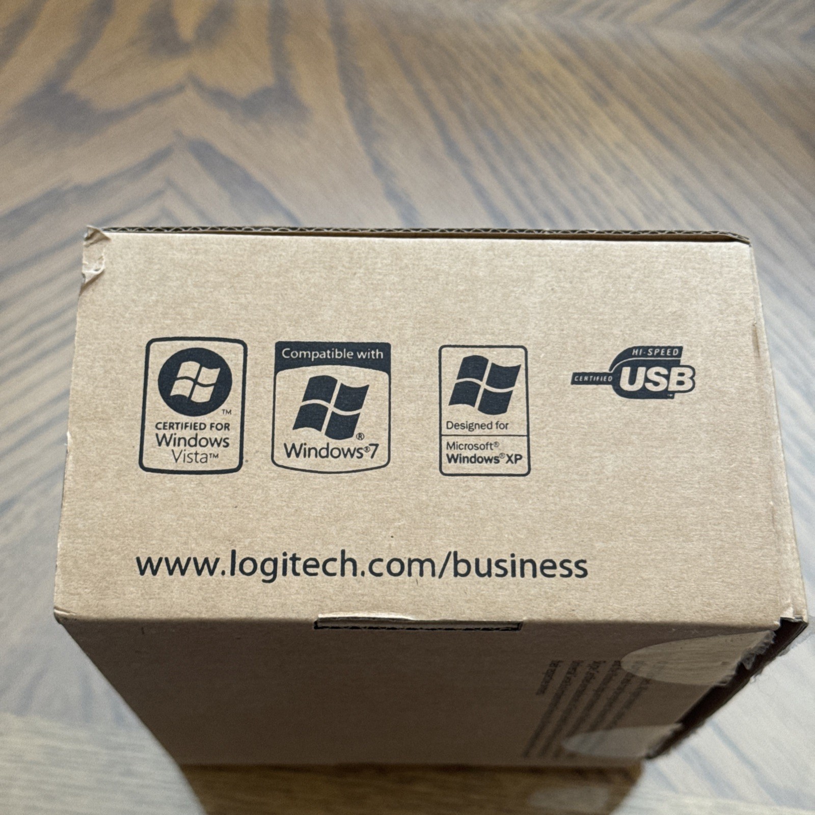 Logitech B910 HD Webcam New -open box