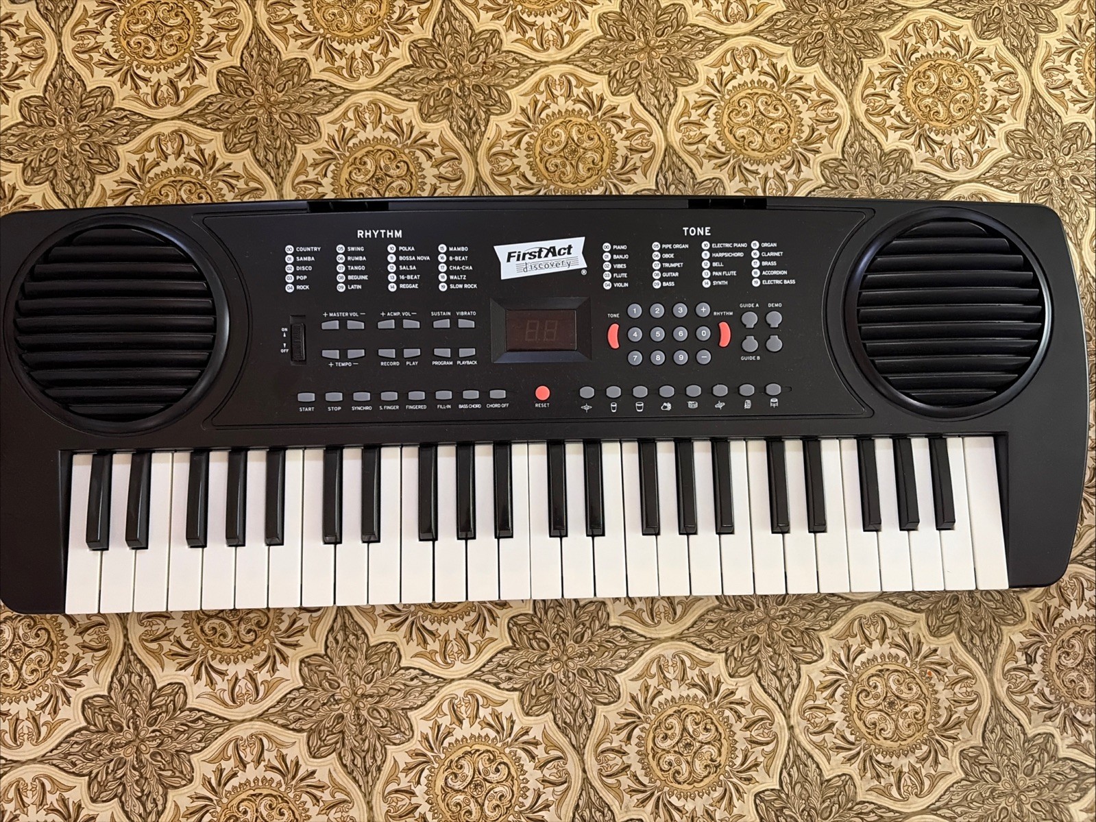 First Act Discovery 49-Key Electronic Keyboard Piano w/ Box Tested Works