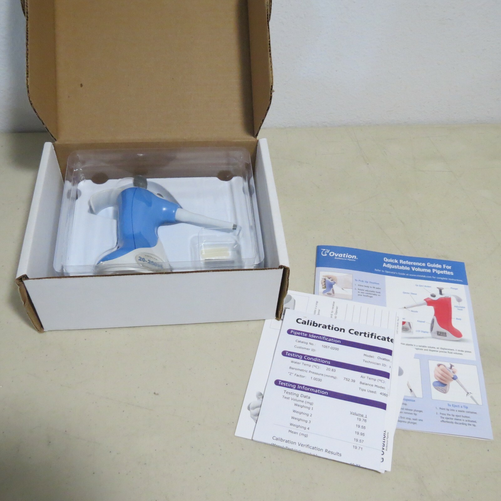 VISTALAB OVATION 1057-0020 ELECTRONIC PIPETTE BLUE 200 UL - NEW