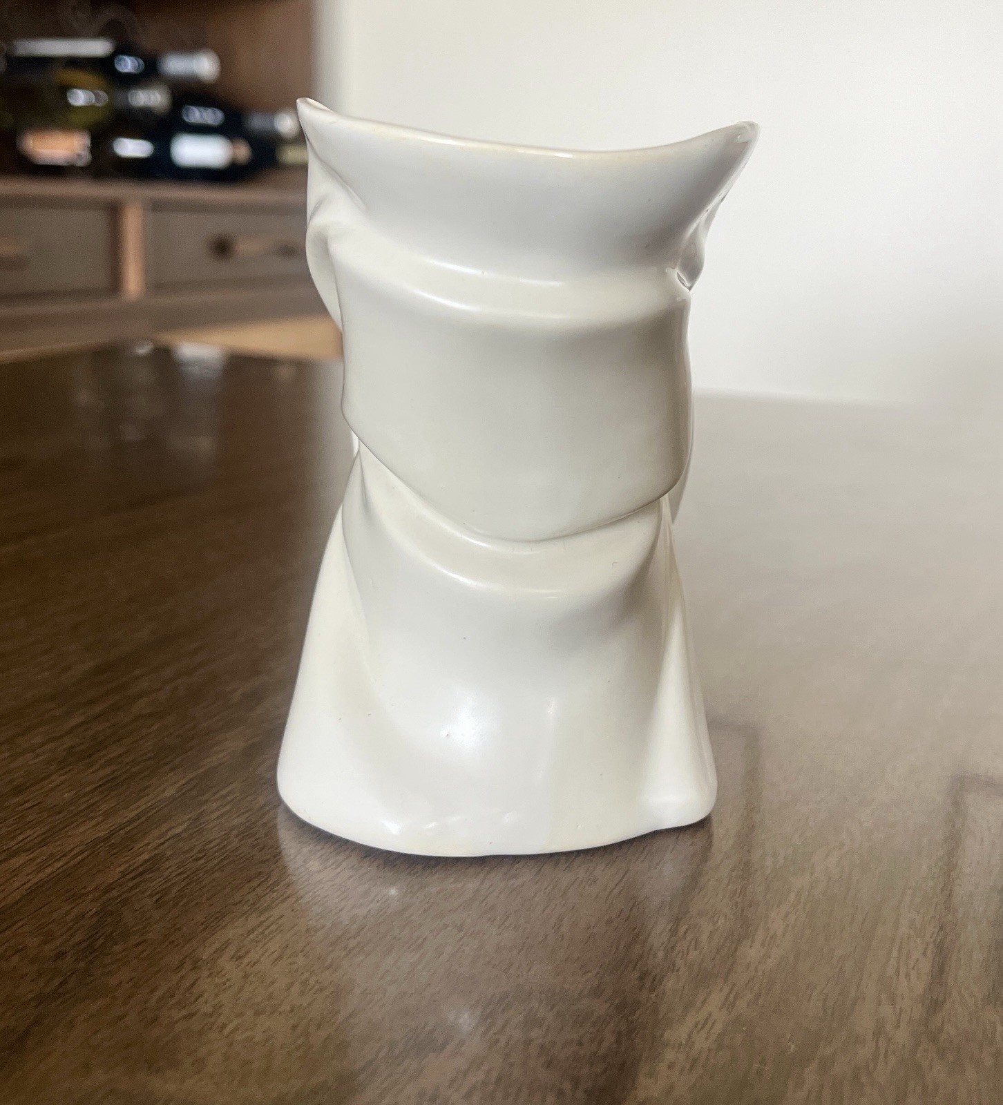 Unmarked Ceramic Bow Planter, 1930s-1950s