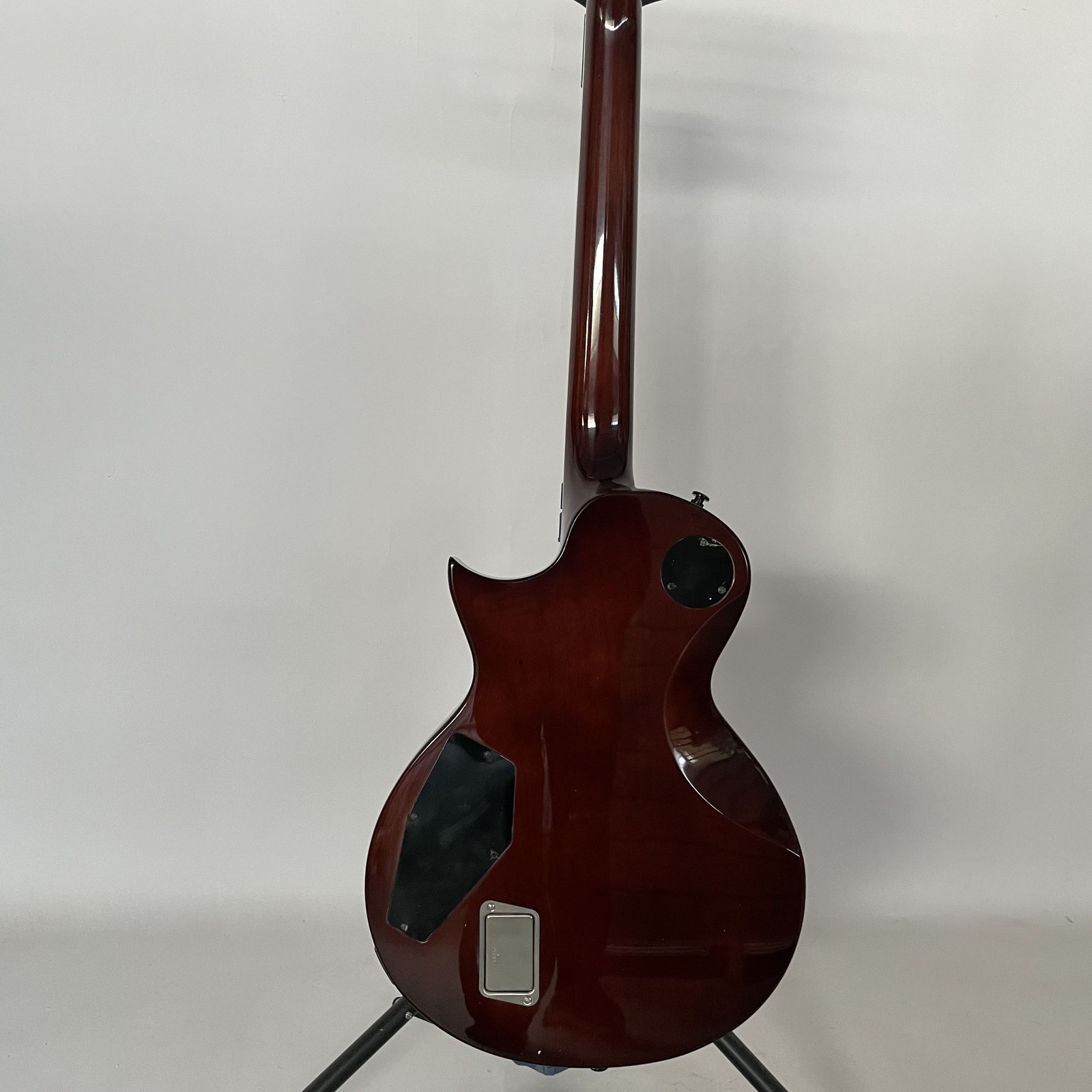 Cutaway Solid Electric Guitar Active Pickups Burl Maple Sunburst Black Hardware