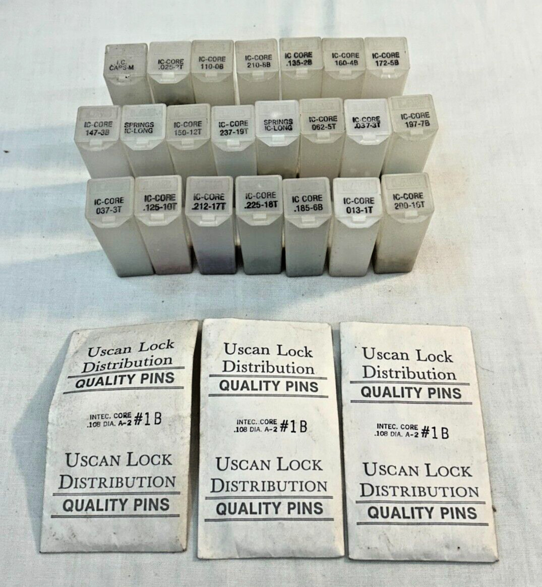Mixed Lot of LAB Professional Quality Lock Pins (lot of 25 packages)
