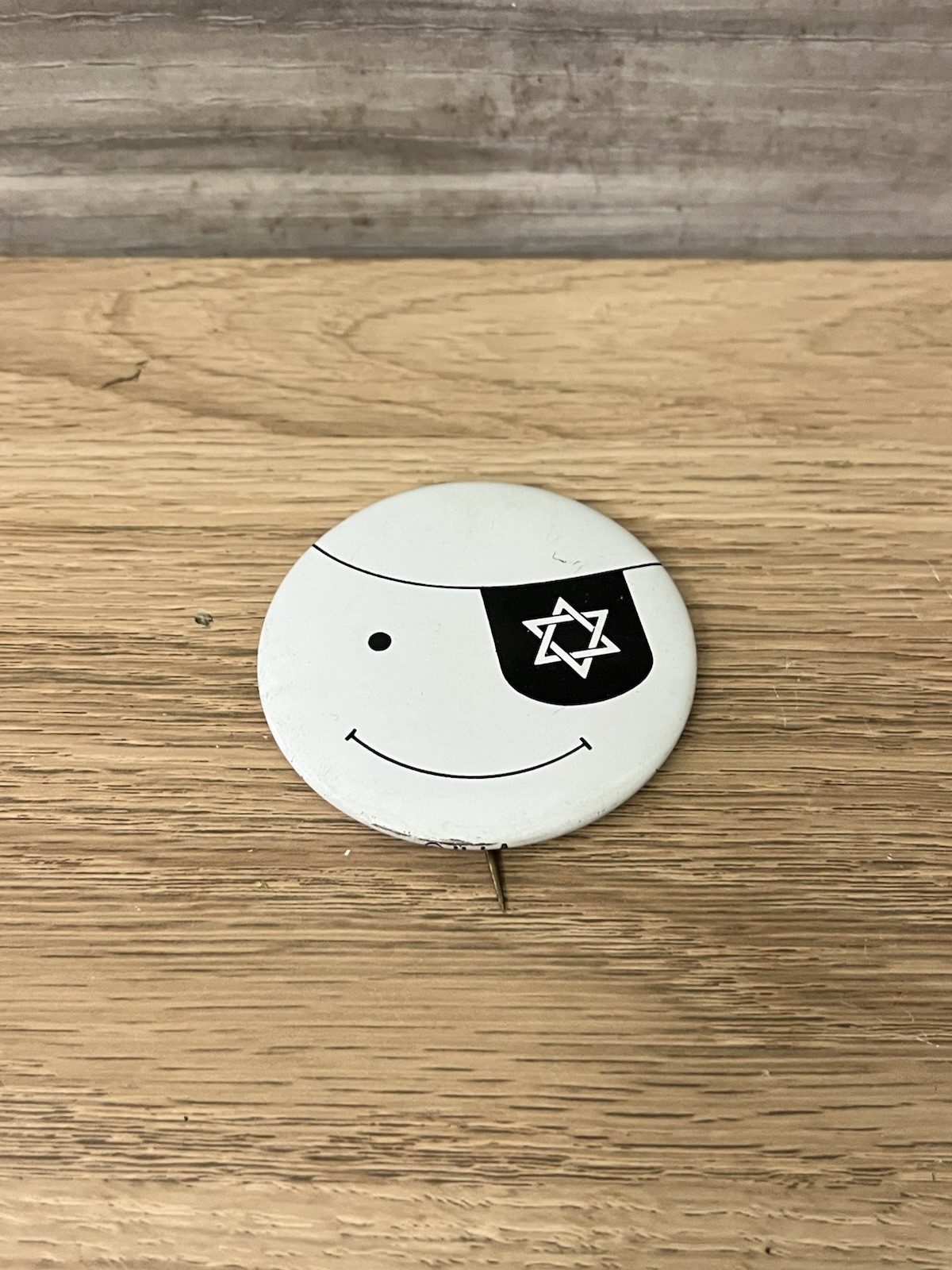 Moshe Dayan Jewish Hebrew Star of David Eyepatch Political Pin/Button