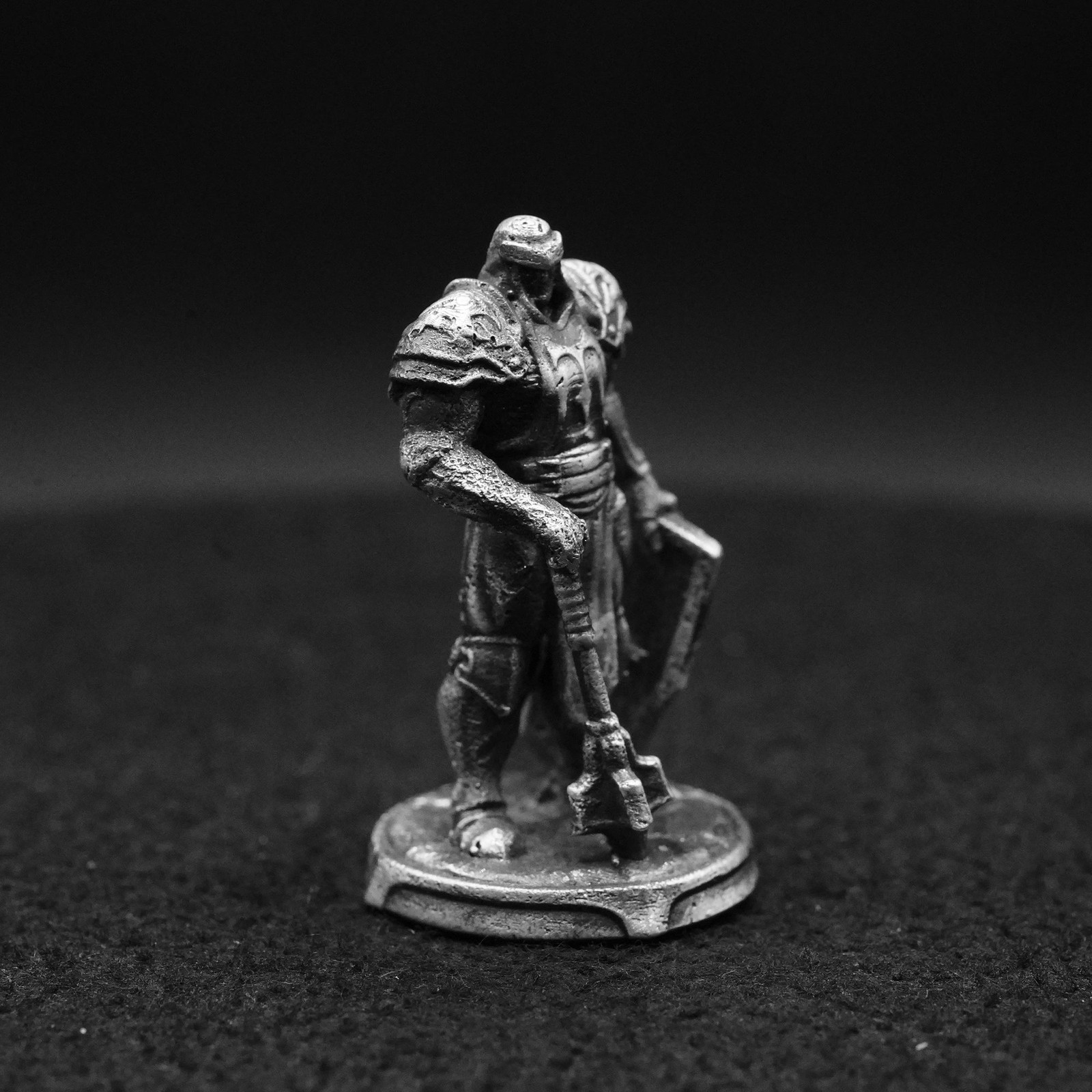 1 oz Gold Spartan 999+ Pure Silver Cleric Statue – Luxury Collectible Gift