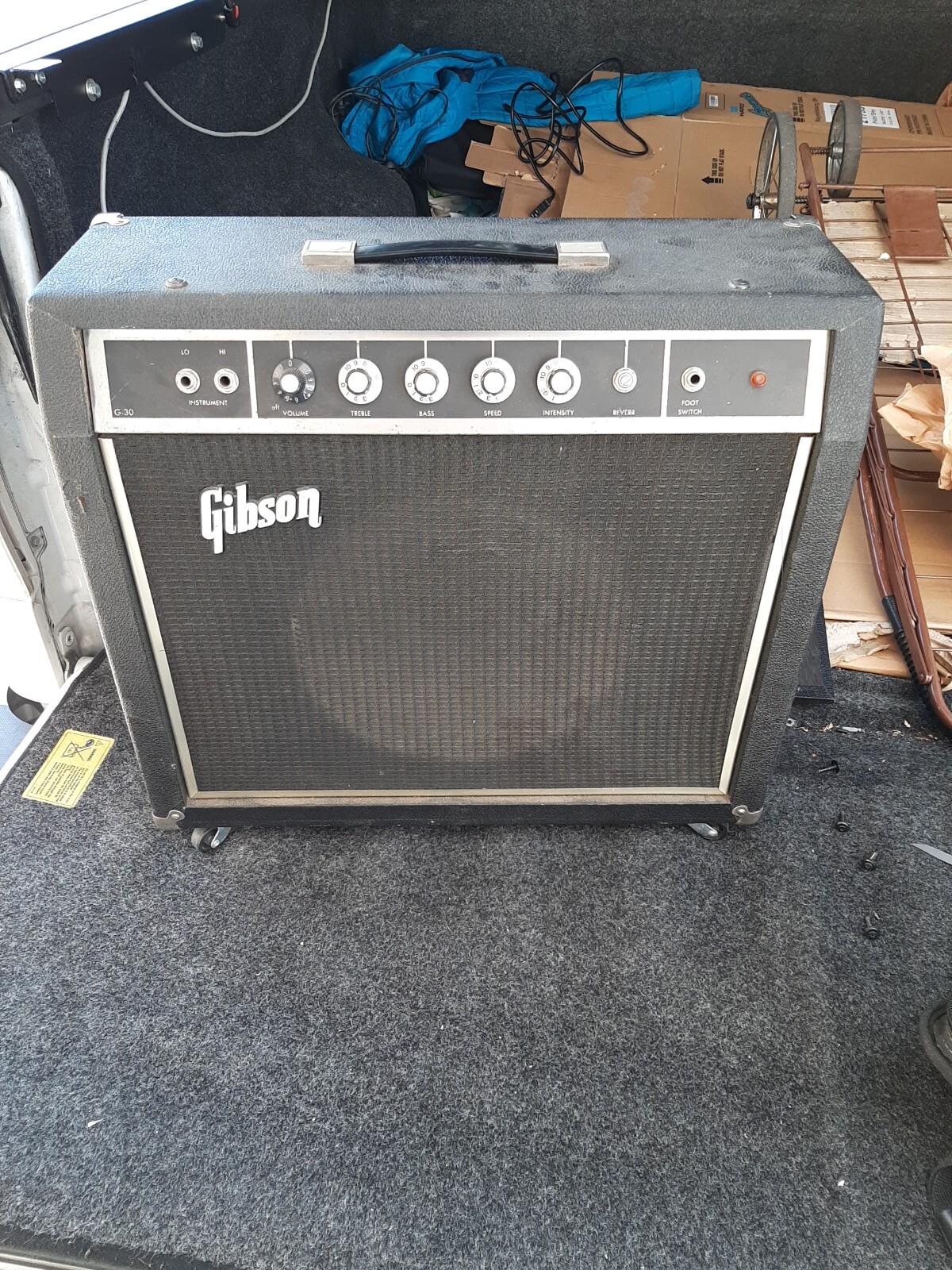 Gibson F-30 Guitar Amplifier NEEDS REPAIR