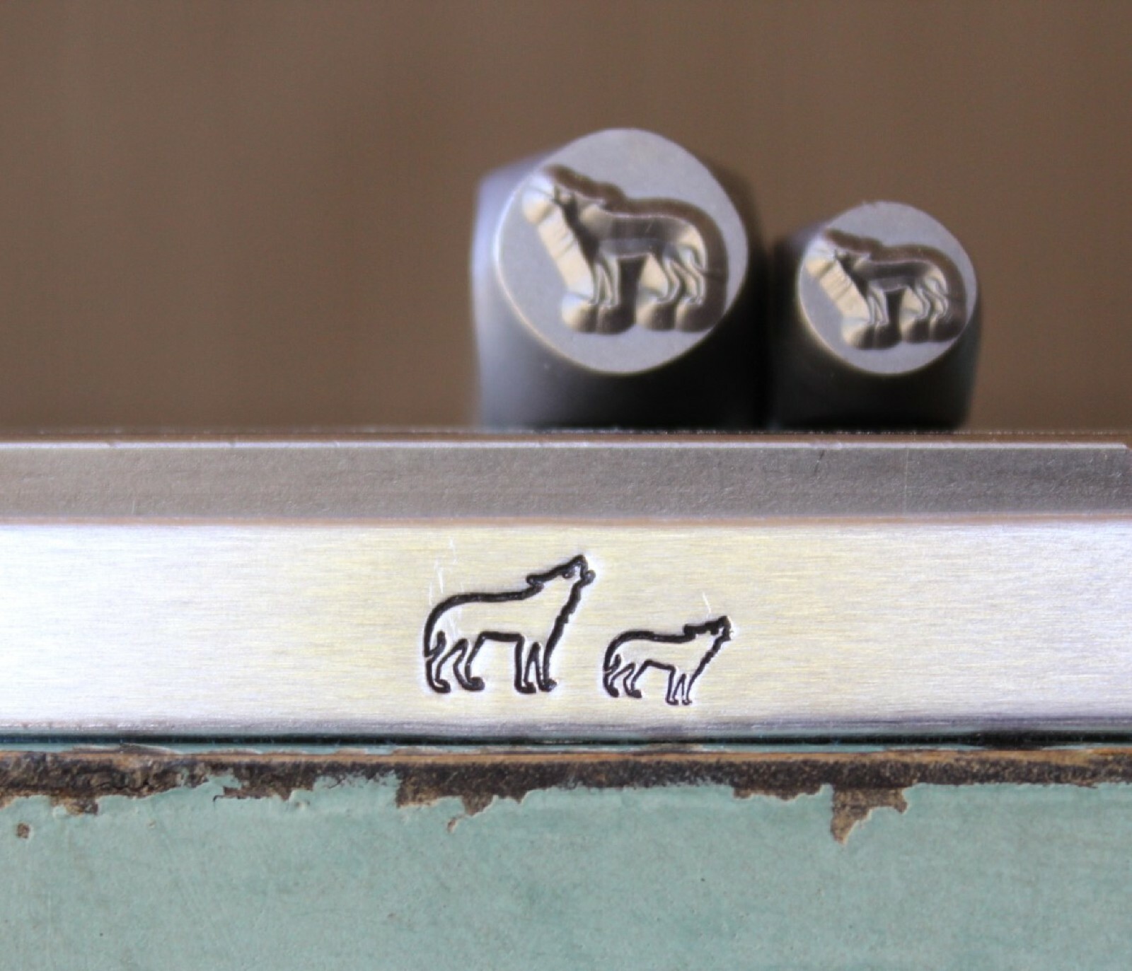 SUPPLY GUY 7mm & 5mm Southwest Coyote Metal Punch Design 2 Stamp Set SGCH-473474