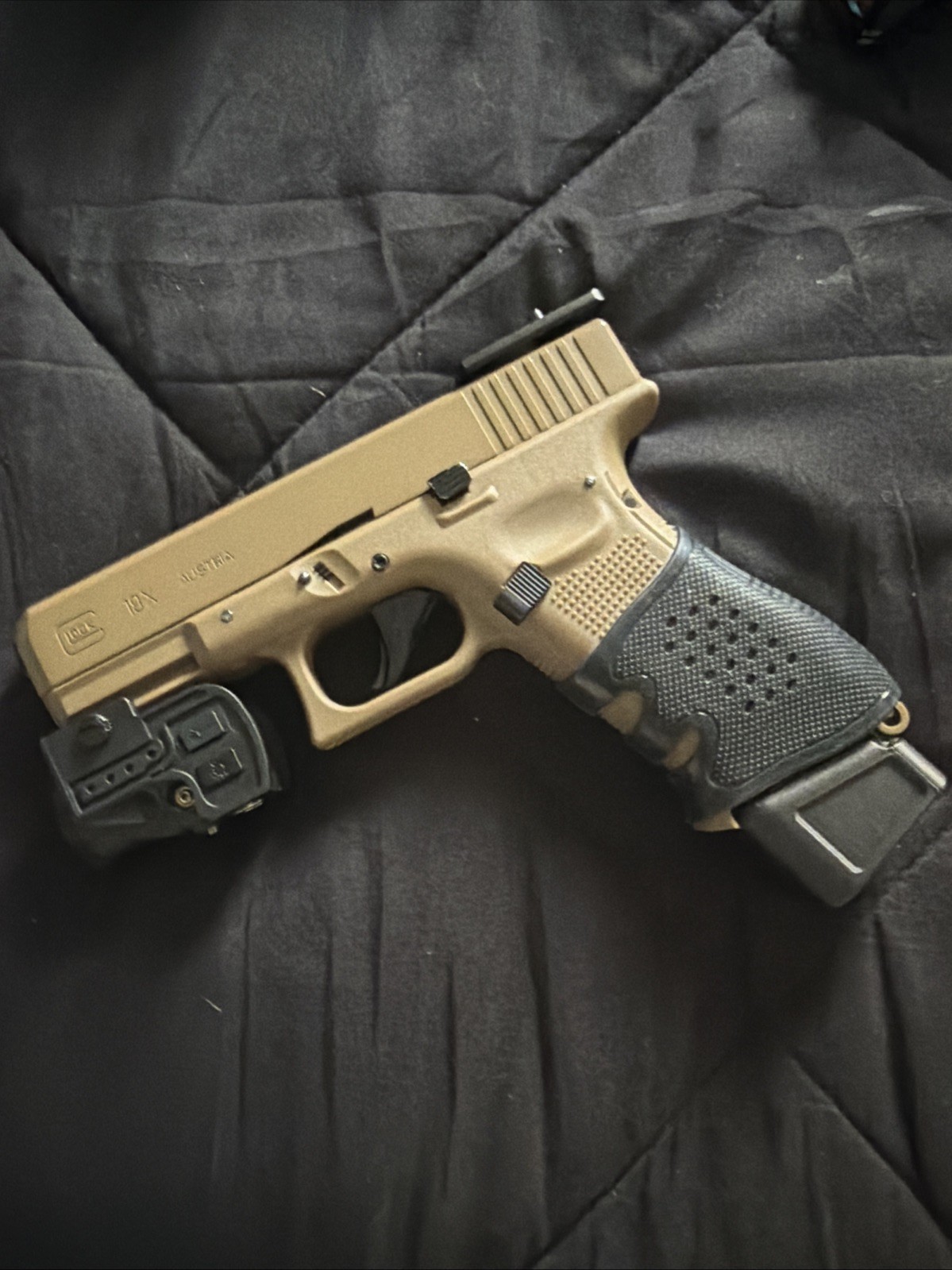 Umarex Glock 19X Gen 5 CO2 Pistol (2255212)lazer&light  Rmr Plate Mag Ext
