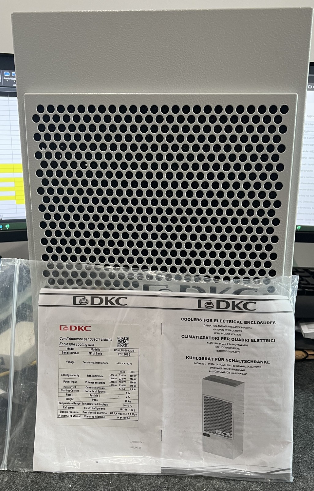 DKC R5KLM03042LB 330W Air Conditioner Power Panel Cooling Device