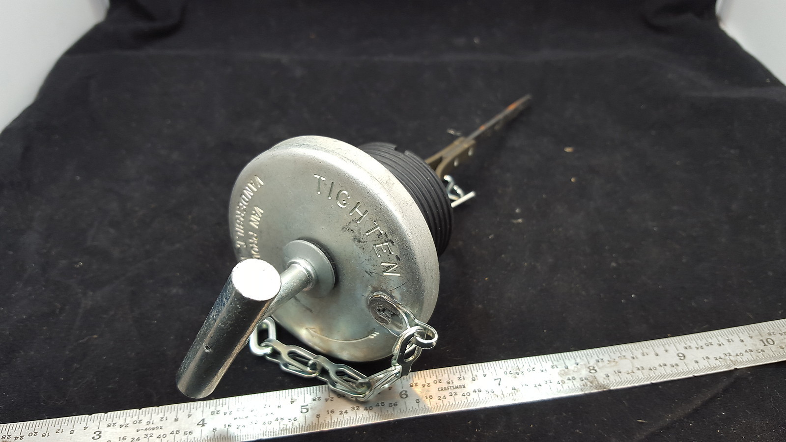 POWER STEERING CAP M939 2530-01-126-9303 F44-5