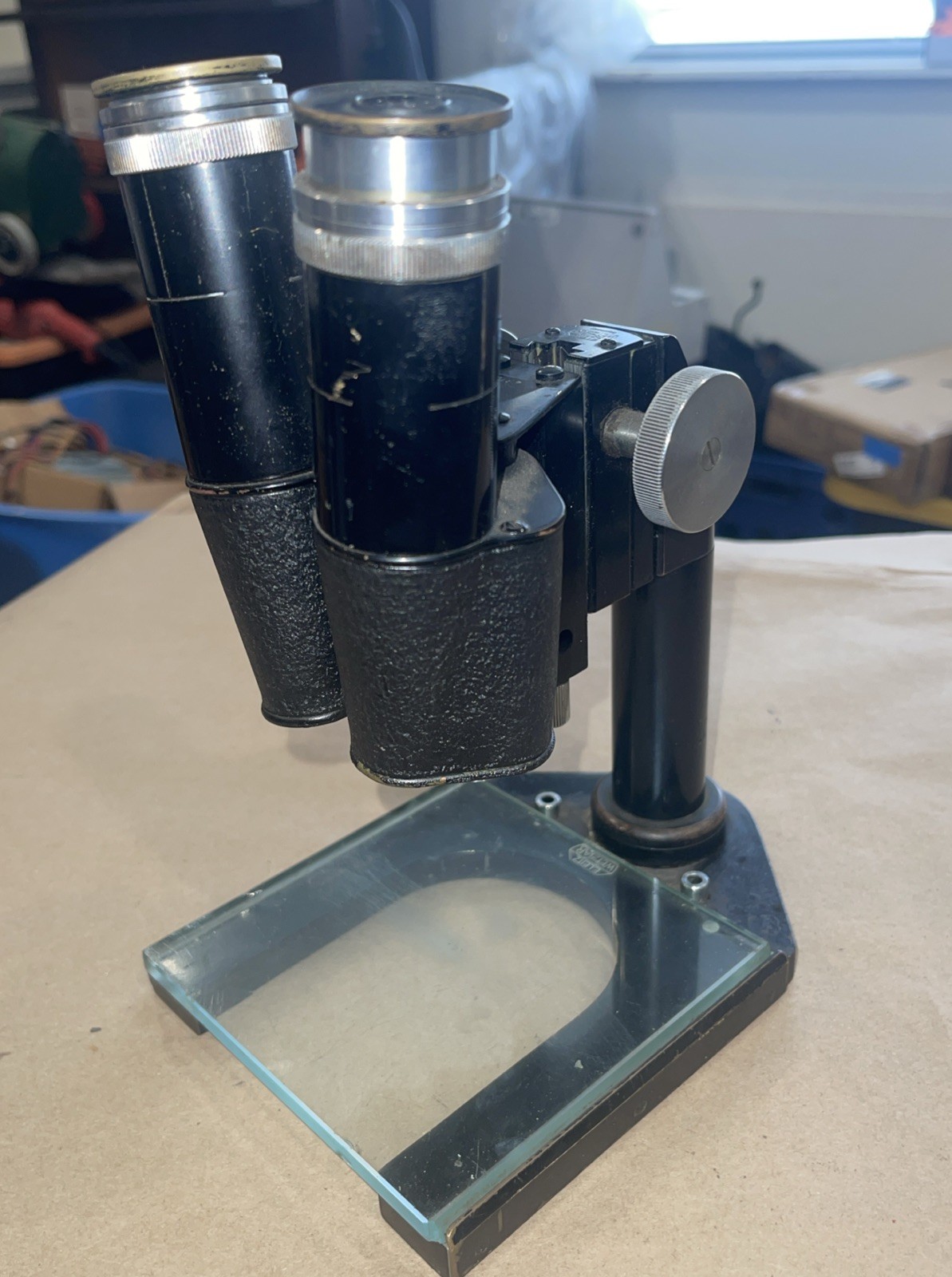 1950's Ernst Leitz Wetzlar Inspection Stereo Microscope No. 437074, 5x 10x 15x