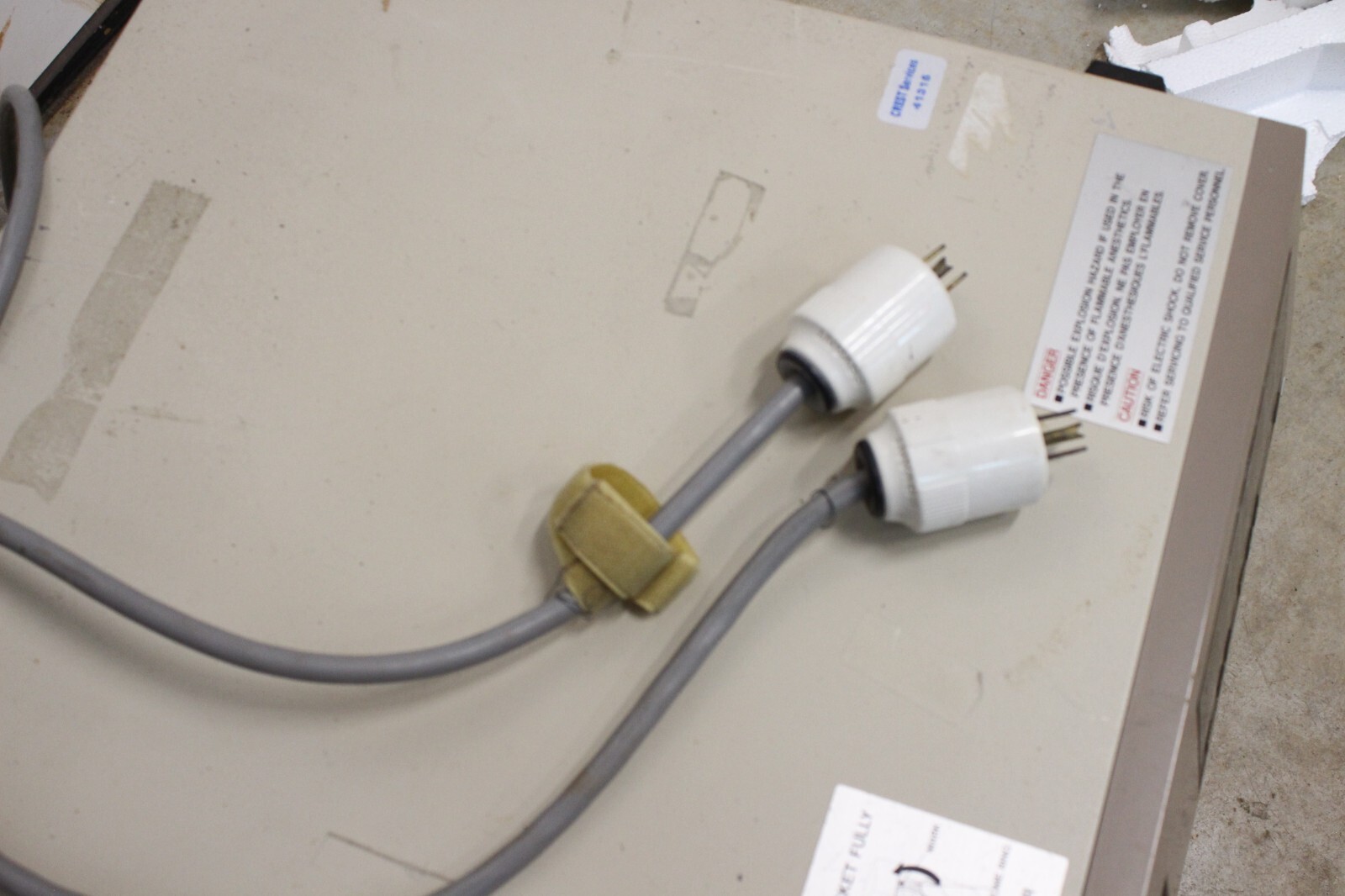 2 Used Olympus CLV-10 Xenon Light Source Sigmoidoscope with Air & Camera Coupler