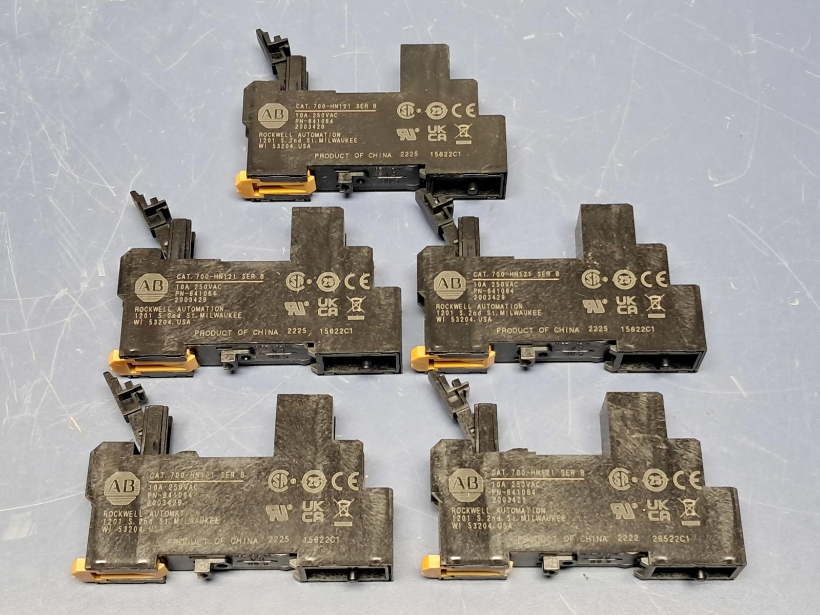 Lot of 5 Allen Bradley 700-HN121 SER. B Relay Socket 700HN121
