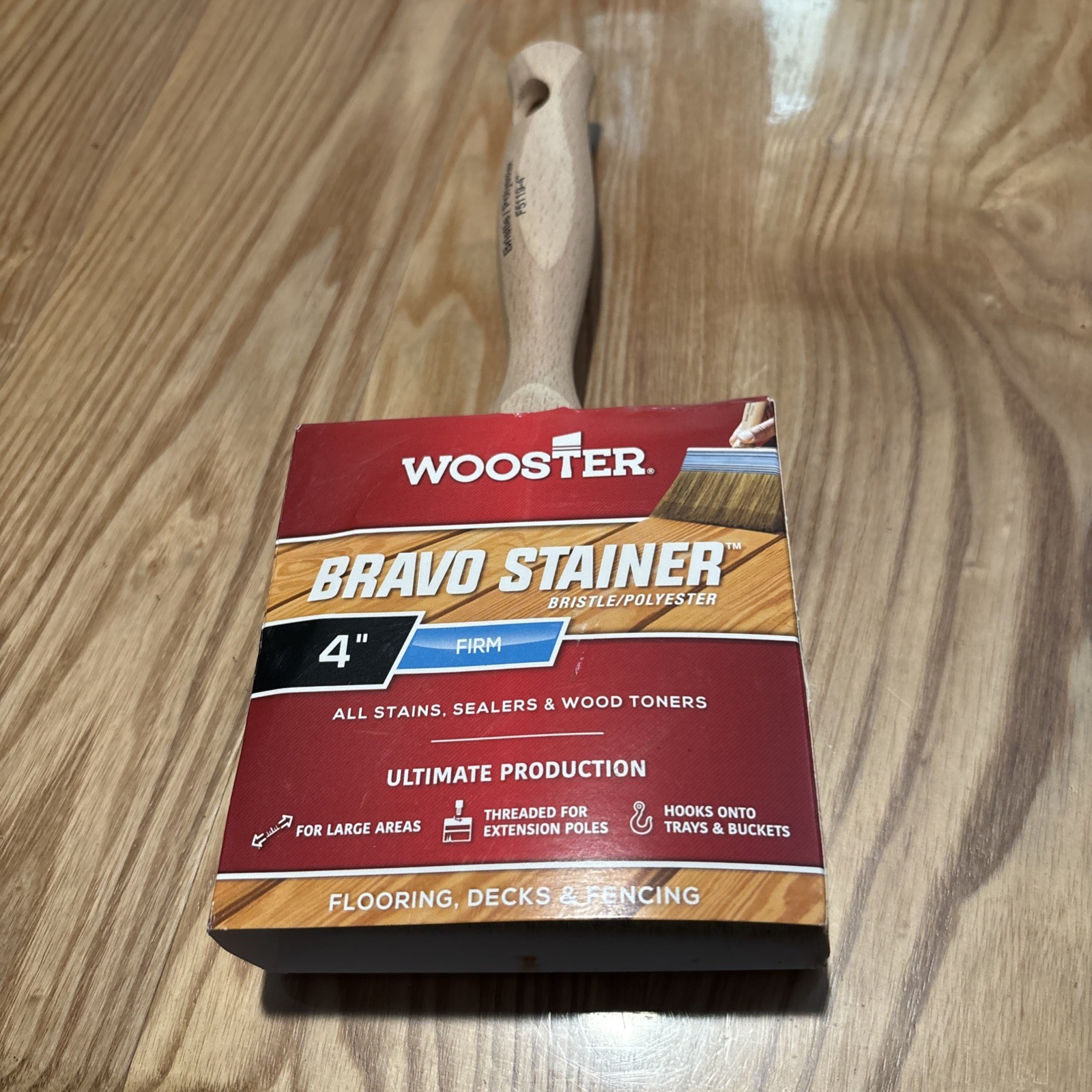 Wooster Bravo Stainer Flat China Bristle Paint Brush Polyester/White 4" Firm