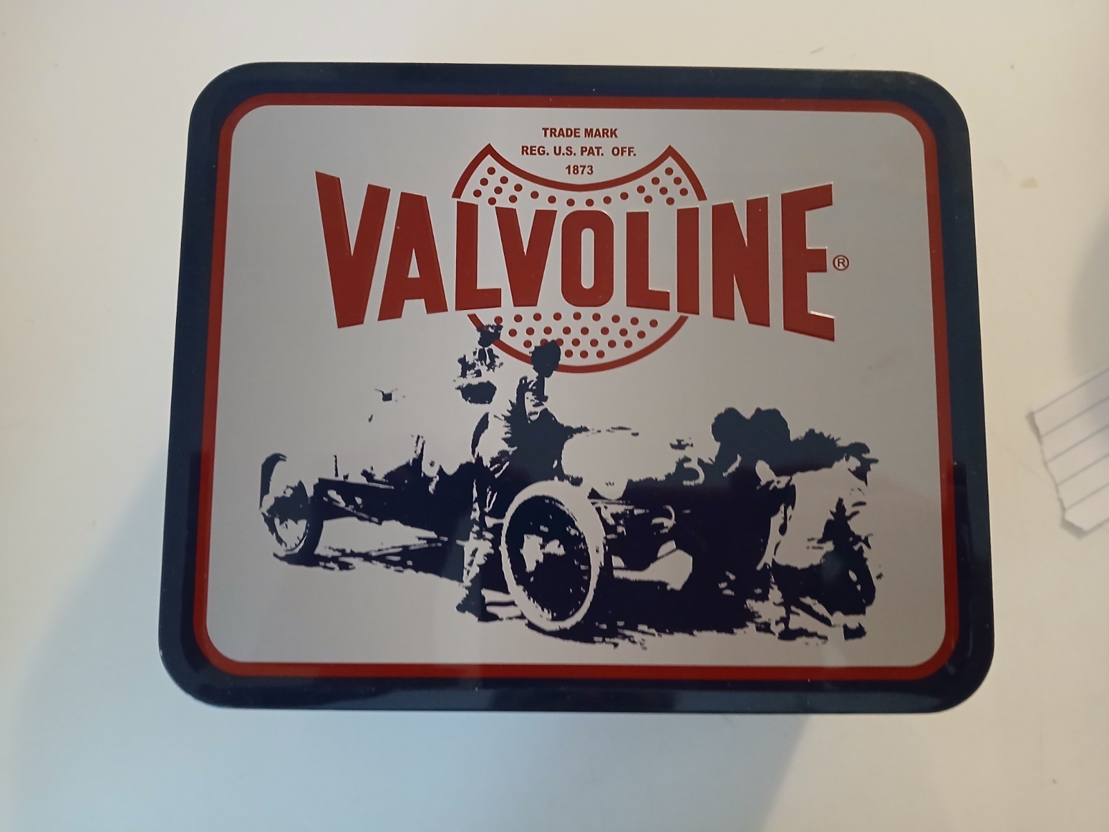 Valvoline metal collectible lunchbox  8 x 7 x 4