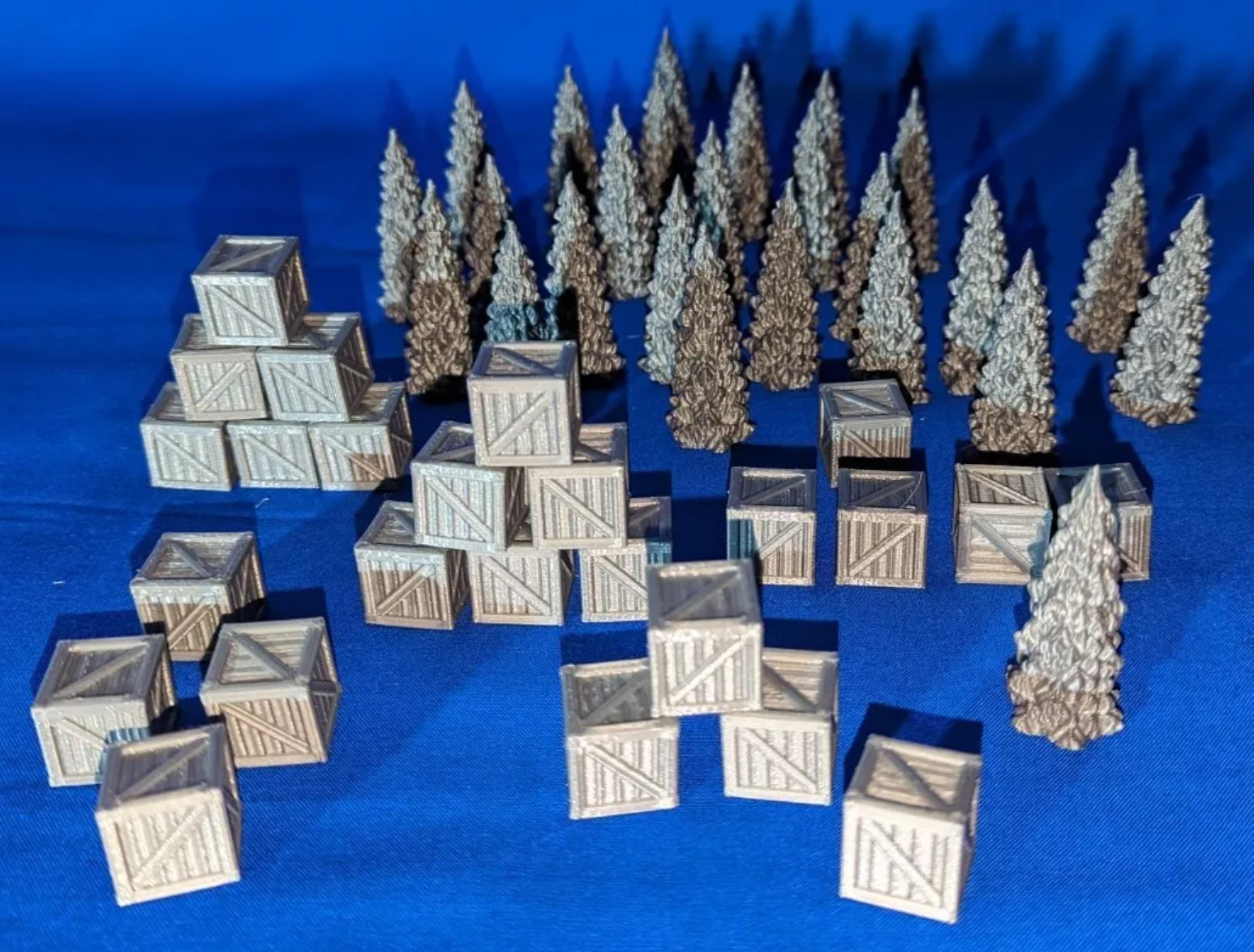 50 Pieces of Scatter Terrain - Trees and Crates - Grey