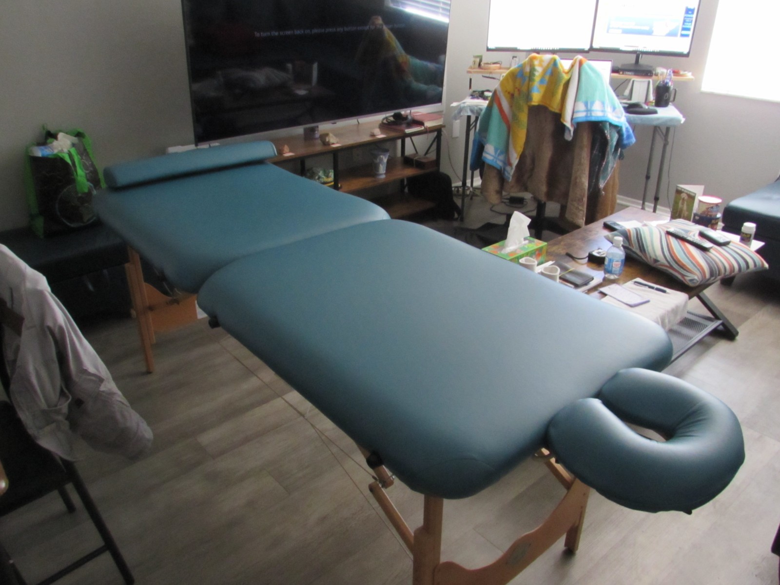 32 in wide portable massage table