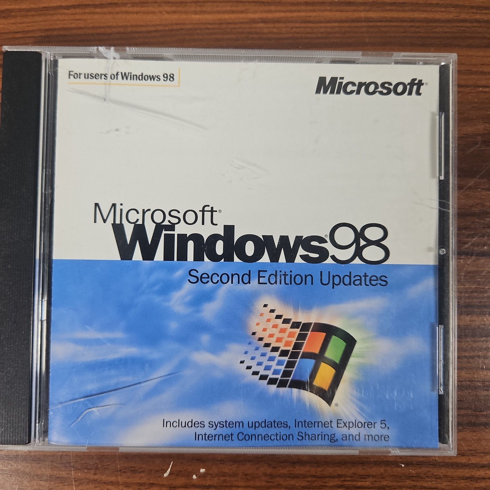 Vintage Microsoft Windows 98 Upgrade CD-ROM w/ product key