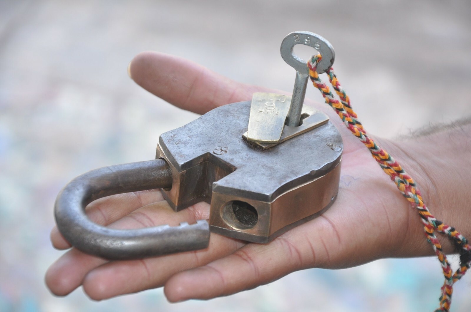 Vintage Brass & Iron Handcrafted 6 Levers Unique Shape Solid Padlock