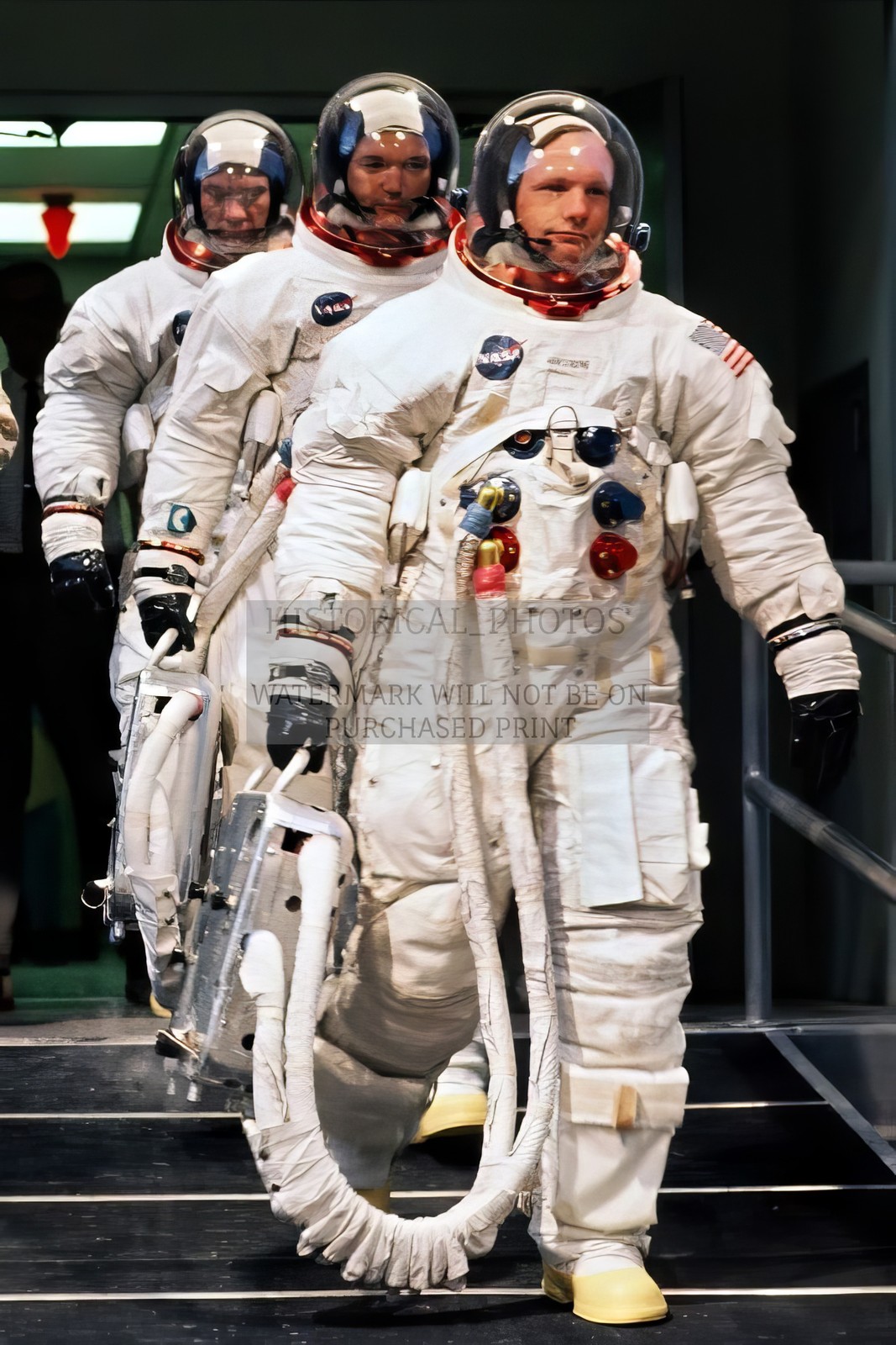 APOLLO 11 CREW WALKOUT TO VAN FOR COUNTDOWN DEMONSTRATION 1969 4X6 NASA PHOTO