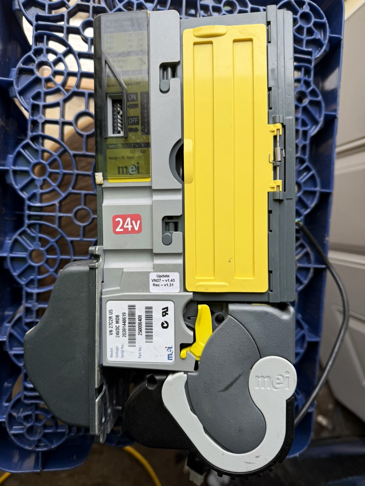 MEI VN 27C2R U5 24VDC Bill Validator Acceptor Assembly MPN 250006408