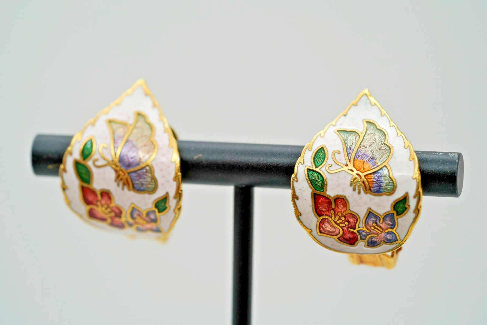 Vintage Enamel Butterfly Flower Clip Earrings 2.5cm x 1.7cm EB2