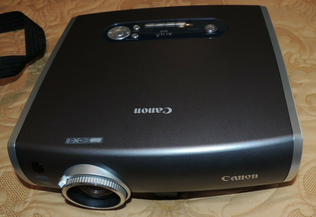 Canon REALiS SX50 Multimedia Data Projector with Case Japan