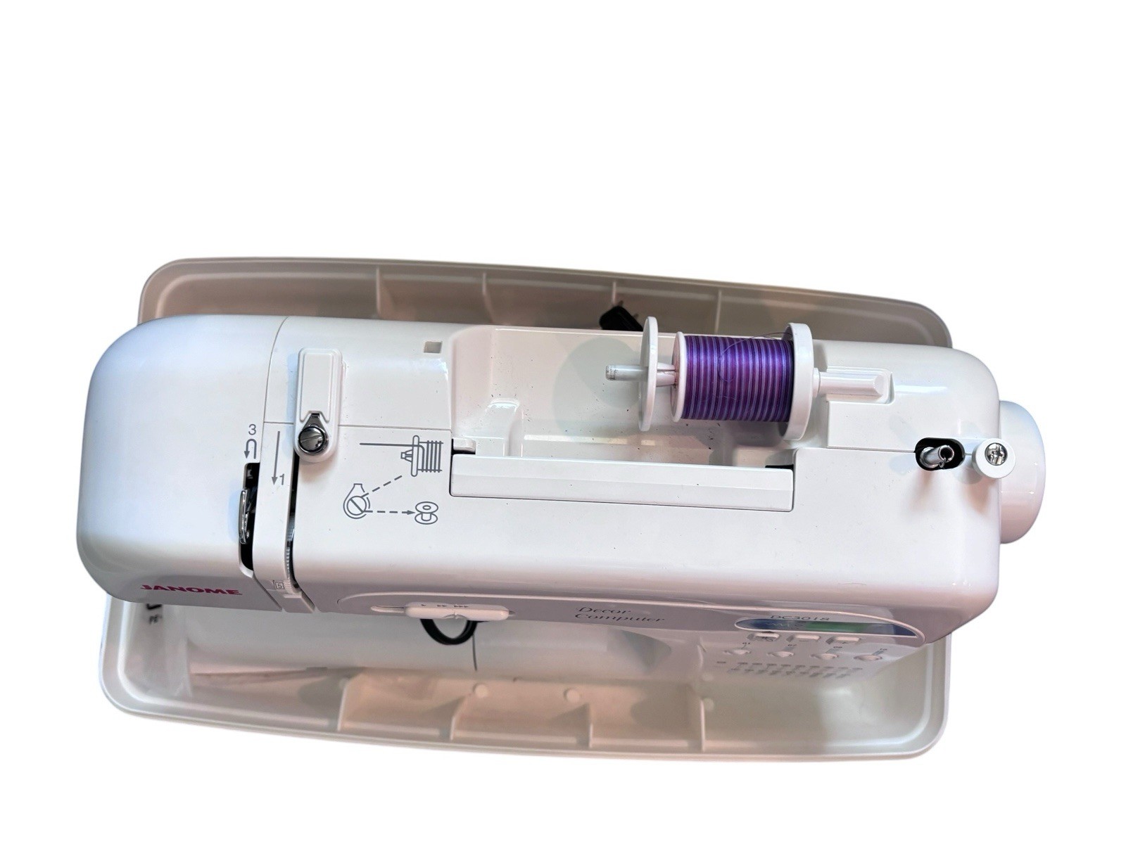 Janome DC3018 Decor Computer sewing machine with case Pedal READ DESCRIPTION