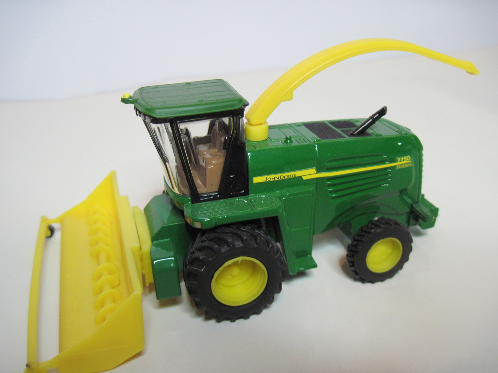 1/64 Standi Toys Hay Head for the John Deere 7000 Series Chopper