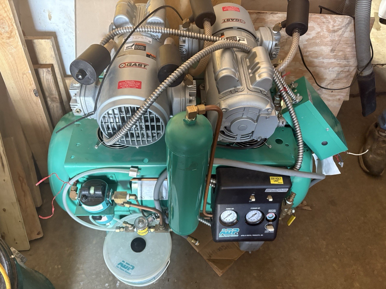 Midmark Apollo AOCOT42 Dental Air Compressor