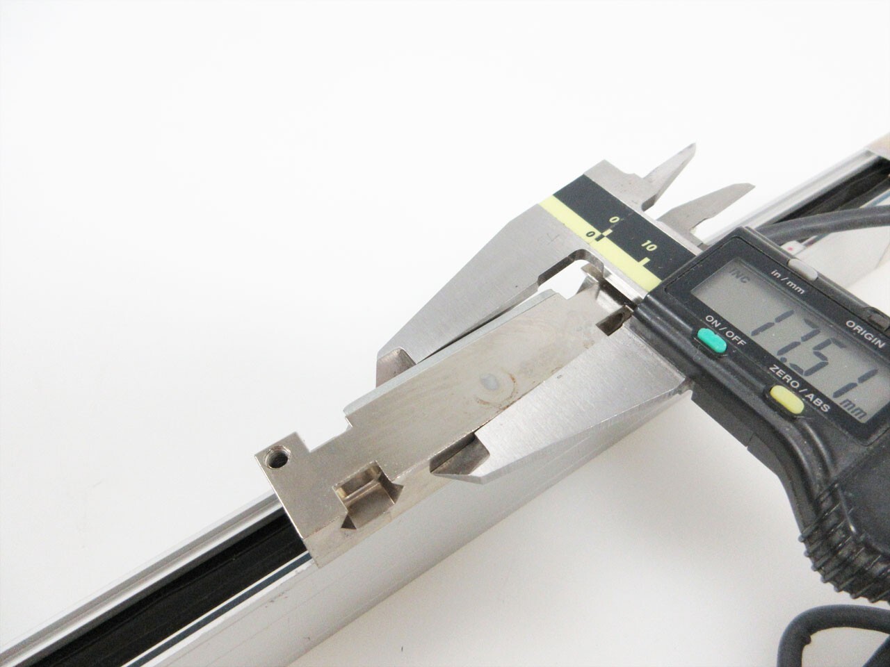 RSF ELEKTRONIK MSA 6909-4 ML 320mm SEALED LINEAR ENCODER 10 um 320 mm