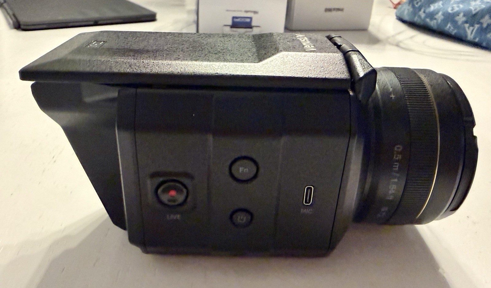 Awesome Hollyland VenusLiv V2 Streaming Camera!