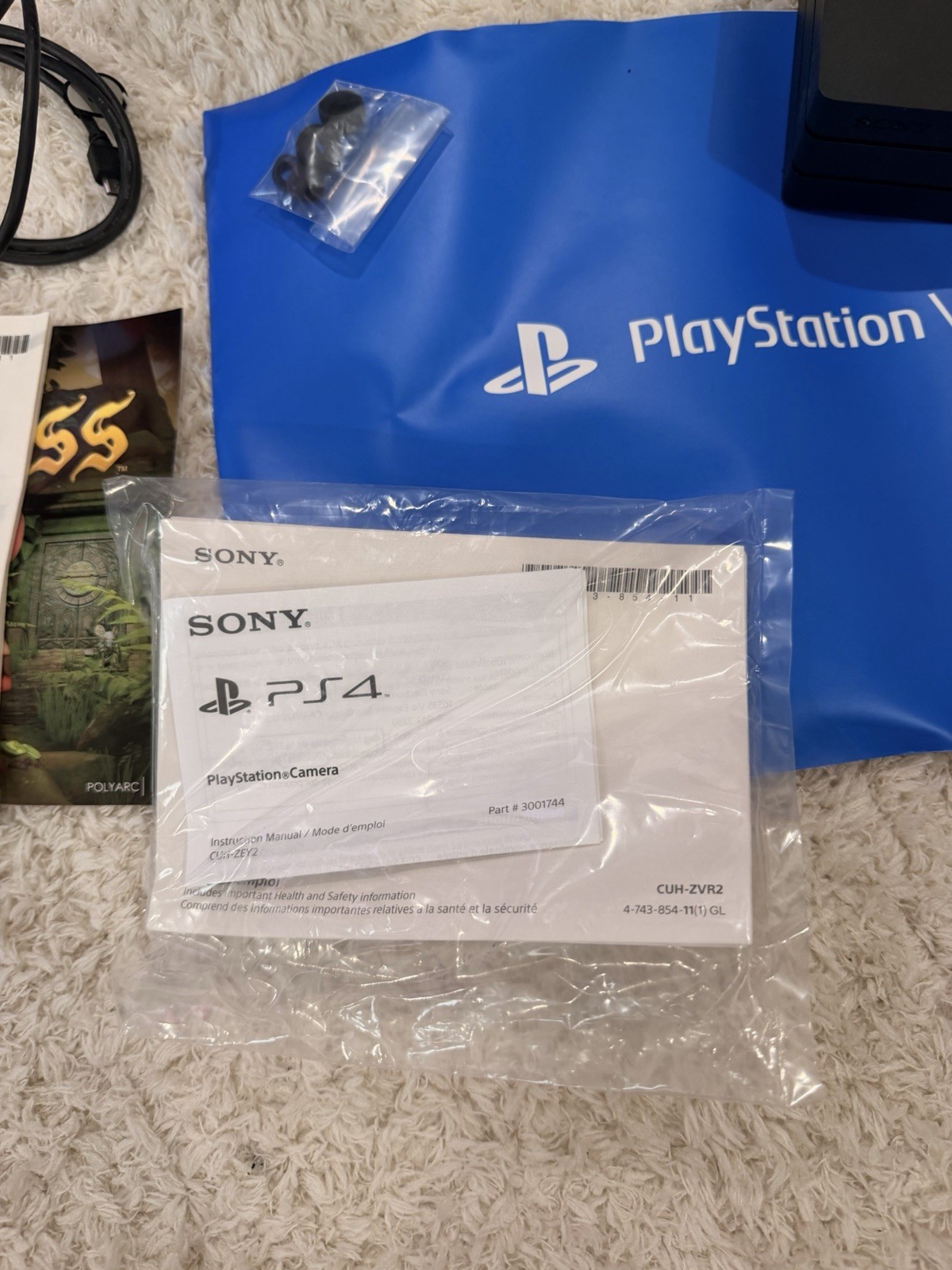 Sony PlayStation VR Virtual Reality Headset PSVR Used With Box Camera