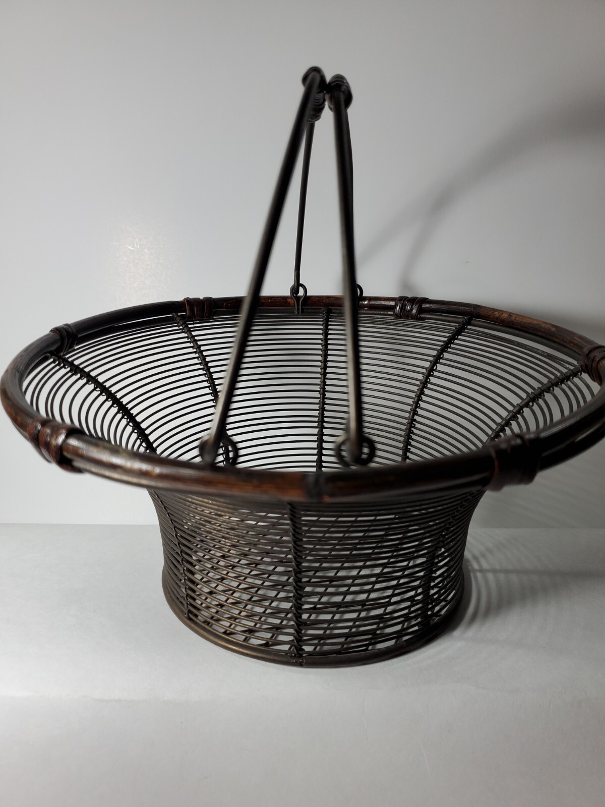 Metal Wire Basket round egg apple brown Country Decorative 9 Inch Farmhouse