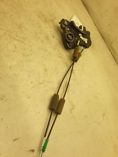 2010 LEXUS RX350 PASSENGER SIDE FRONT DOOR LOCK ACTUATOR ASSEMBLY