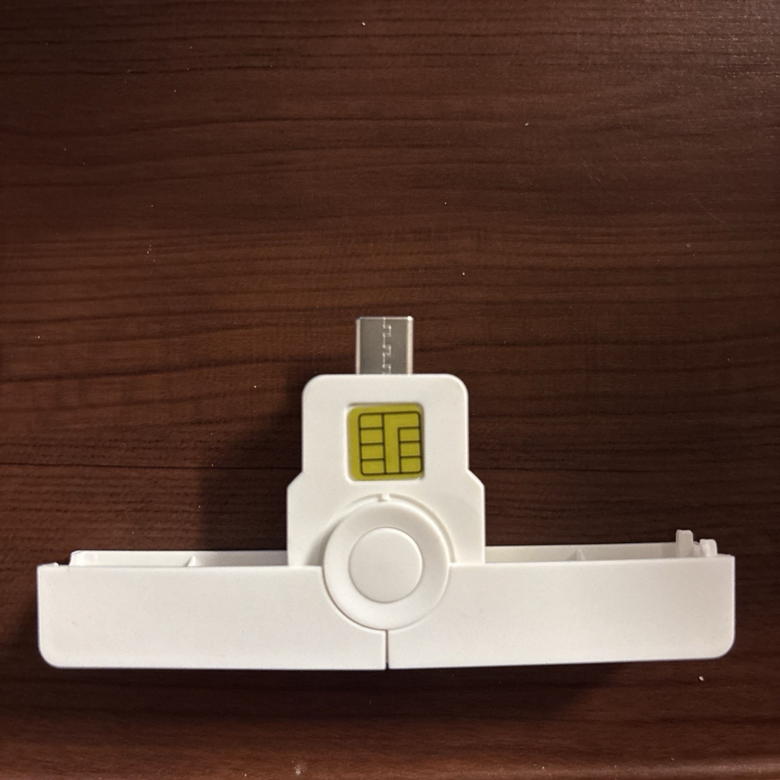 USB-C SIM Card Reader Adapter, Memory Card Reader, Compatible with SIM Cards