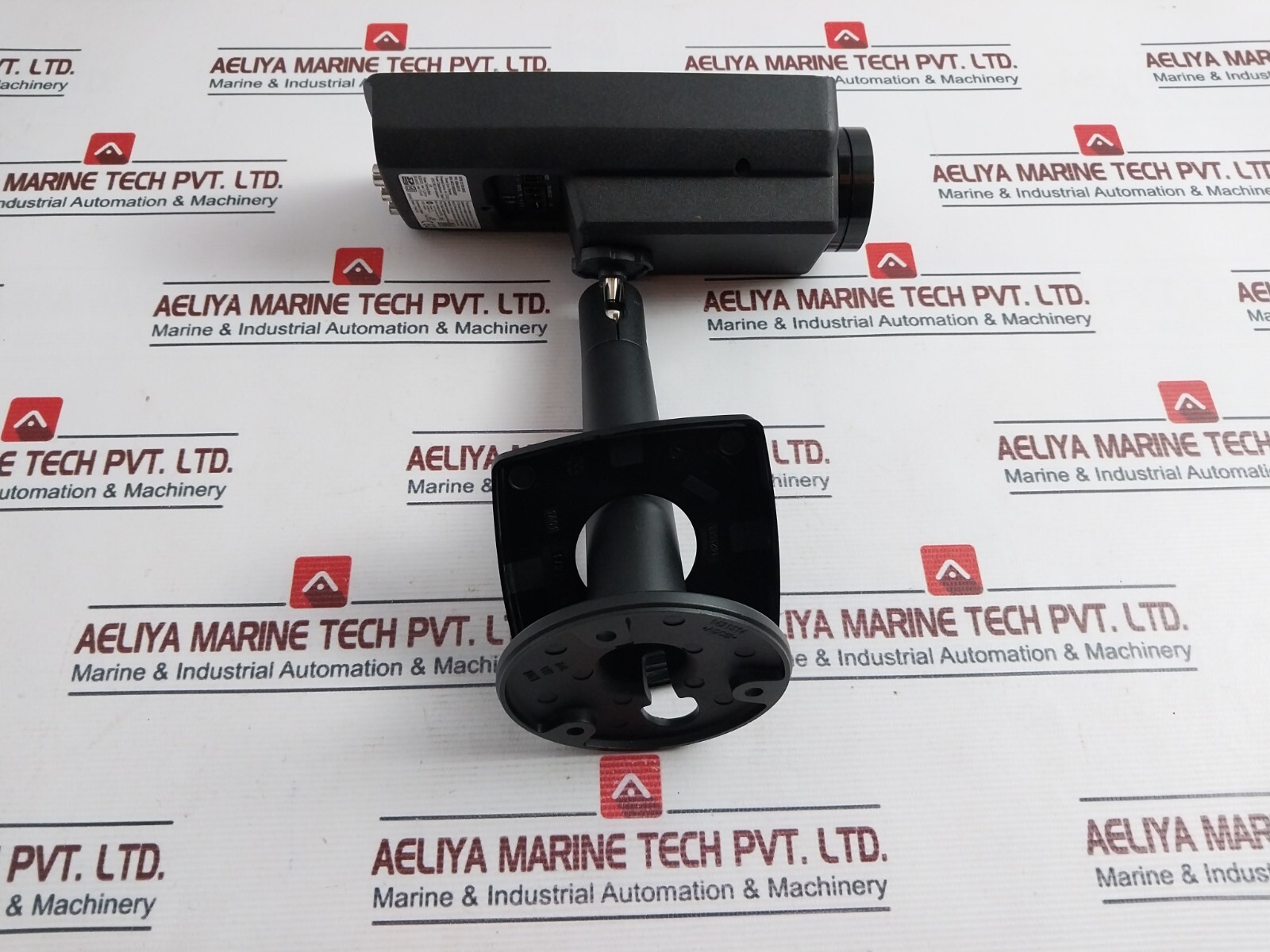 Axis communications q1755 60hz network security camera 0304-001-01