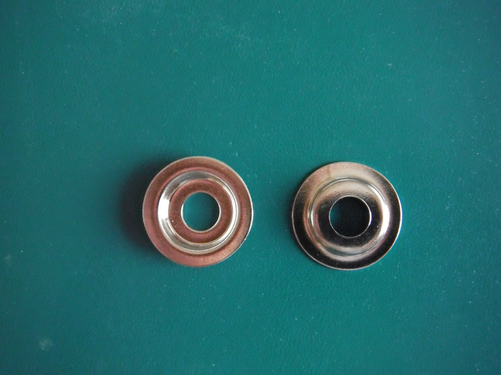 Jack plate washers for Piggy Back Amps  (2)