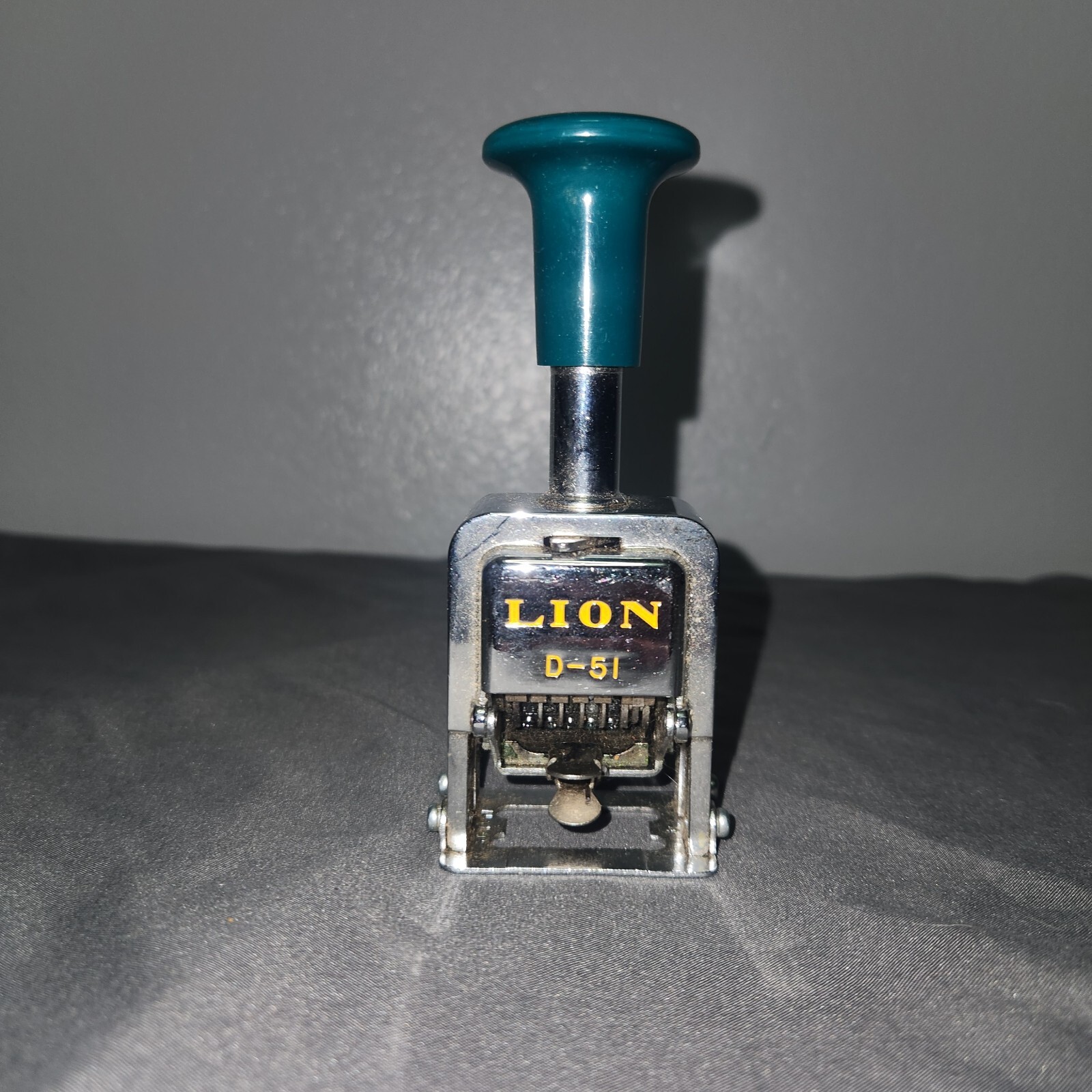 Lion D-51 5 Wheel Auto Numbering Machine EXCELLENT Condition