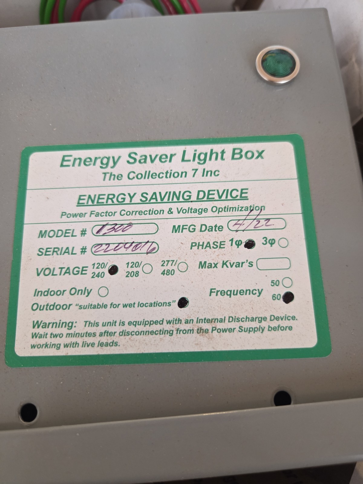 KVAR 1100 100 AMP Electric Energy Savor Home Surge Protector
