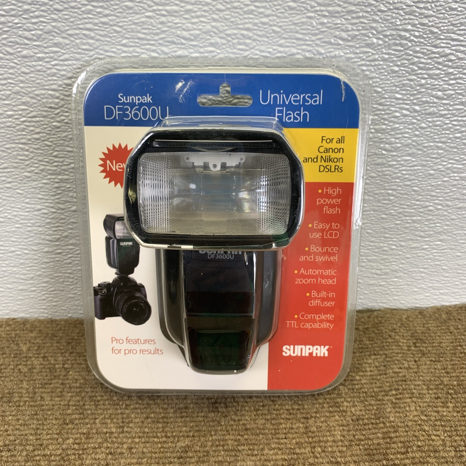 Sunpak DF3600U Universal Flash for Nikon & Canon DSLR Cameras DF3600U-CN Sealed