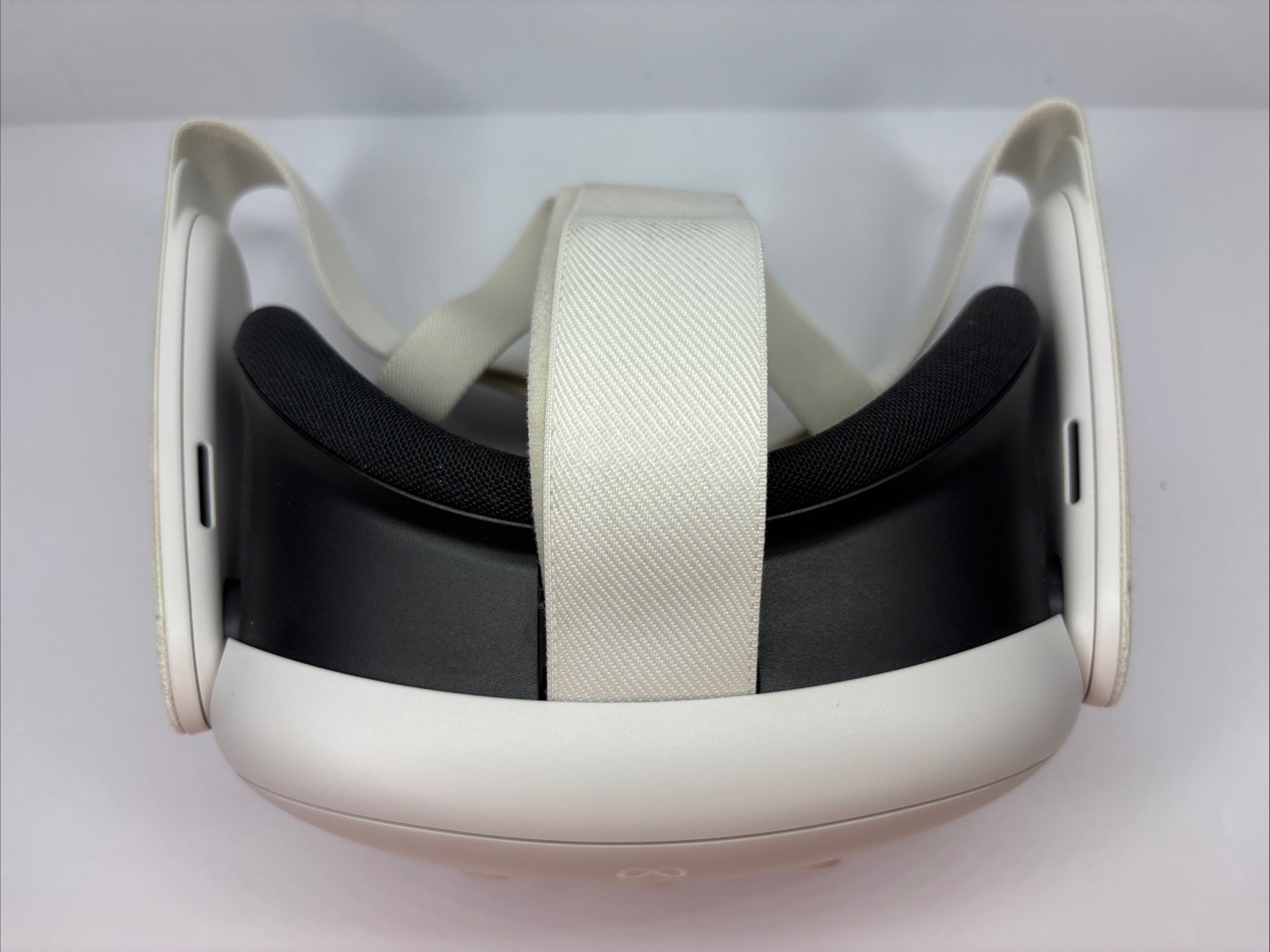 Meta Quest3 128GB VR Headset ONLY (No controllers) Free Shipping