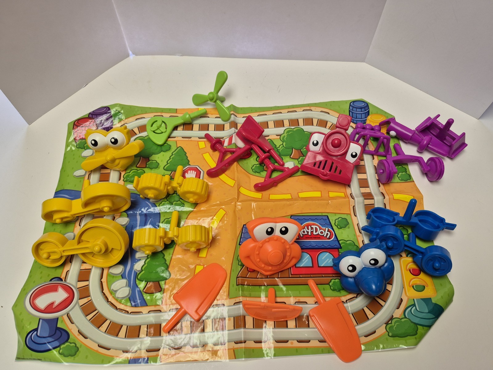 PLAY-DOH 1st Creations Cars Trains Planes 22 pieces, used no case